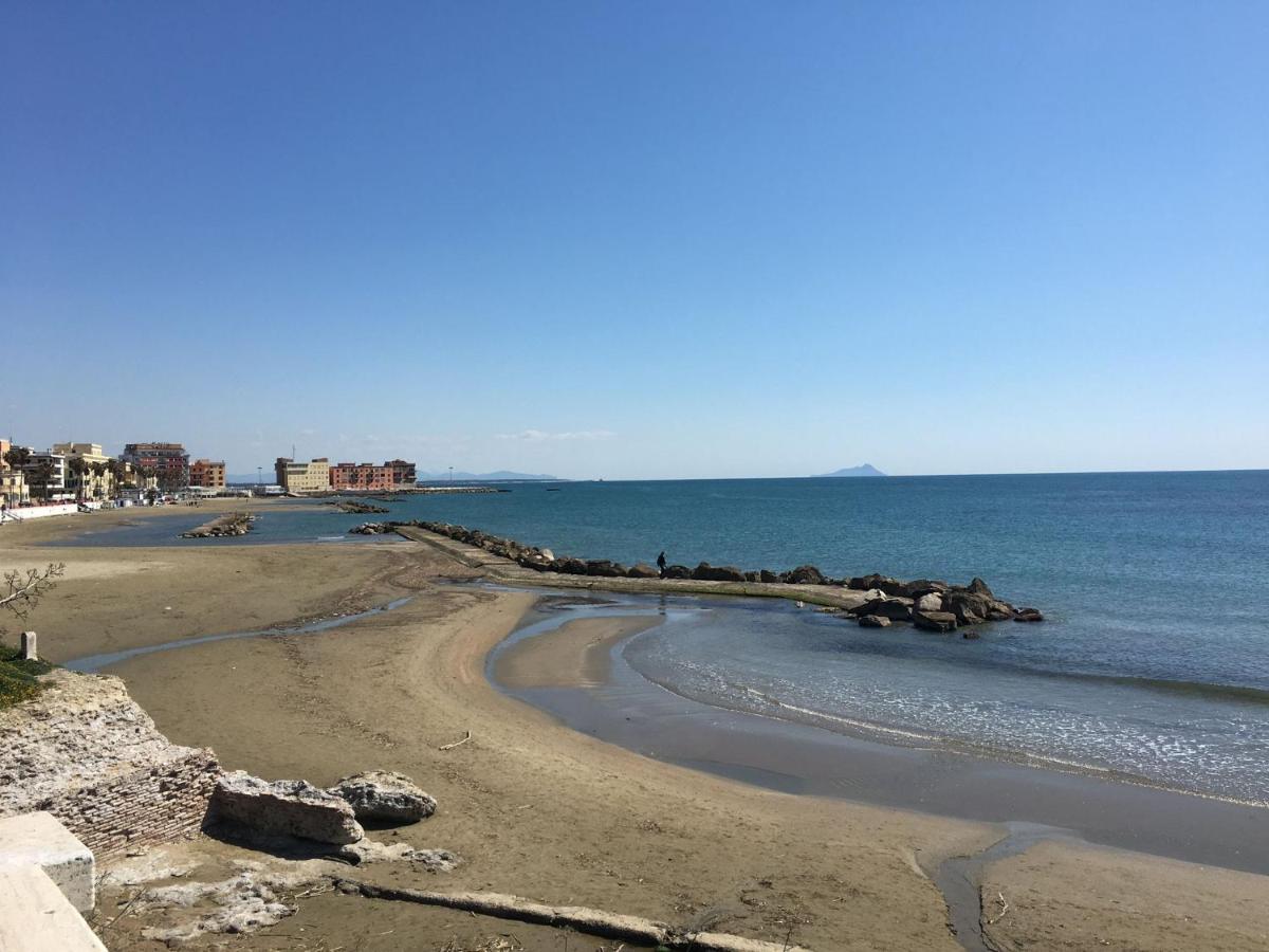 Alloggio Turistico Dea Bendata Anzio Extérieur photo